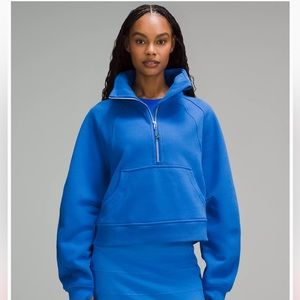 Lululemon Scuba Half Zip Funnel Neck XS/S